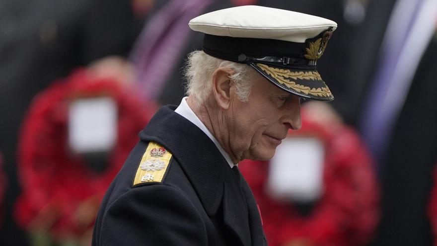 Carlos III anuncia que reducirá su tratamiento contra el cáncer a partir de Año Nuevo