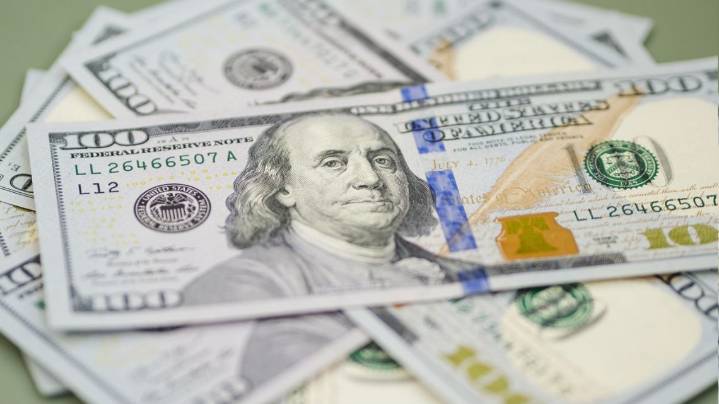 A cuánto cerró el dólar blue hoy lunes 1 de diciembre