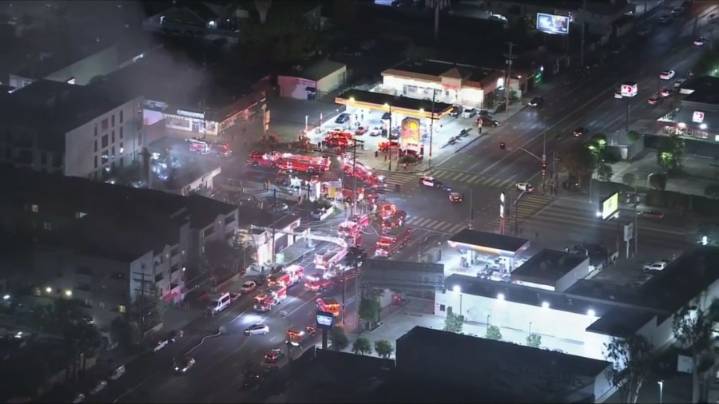 L.A. fire crews battle blaze in San Fernando Valley