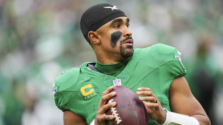 Jalen Hurts, Emeka Egbuka, Tony Pollard headline Week 15's Regression Files