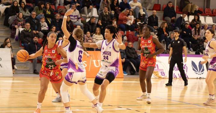 El Plantel GmasB cae en casa peleando hasta el final