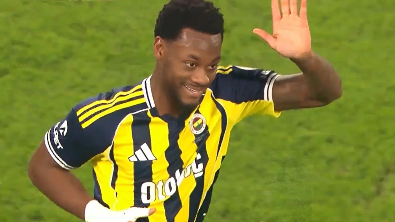 Gestos de Jhon Jáder Durán encienden tribuna tras agónico gol en clásico de Turquía