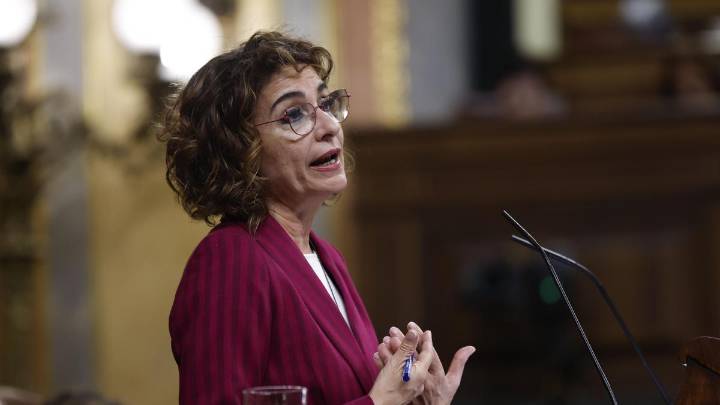 Hacienda retrasa un año la entrada en vigor de Verifactu, el nuevo sistema de verificación de facturas