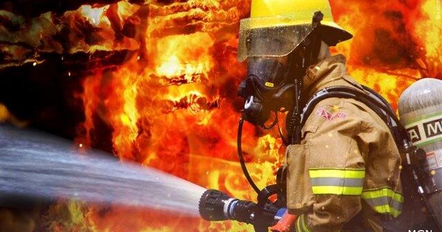 One dead in DeSoto fire