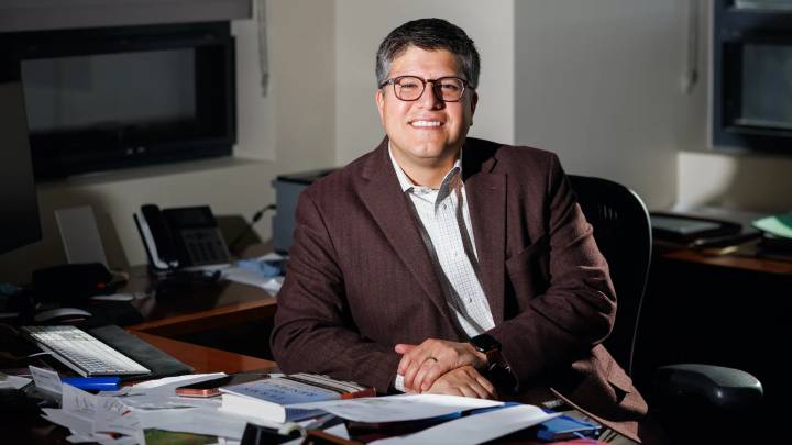 In a new college admissions era, AI may be scoring your college essay