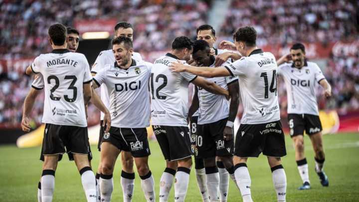 Real Zaragoza - Burgos CF: horario, dónde ver, escuchar y seguir el partido de Copa del Rey en directo