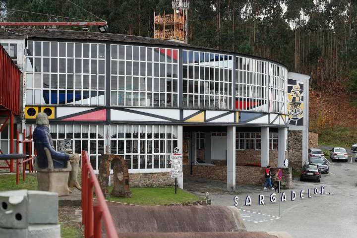 La fábrica de Sargadelos reanudará su actividad el miércoles pero lo hará sin CEO y sin aplicar las reformas que exige la Inspección de Trabajo