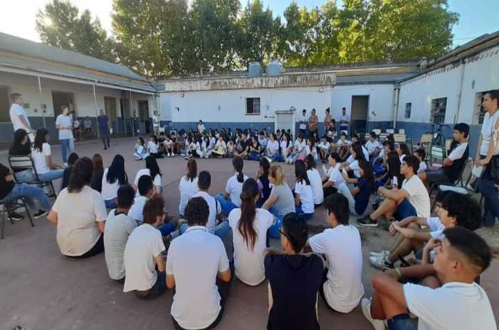 Ciclo lectivo 2026: El nivel primario comenzará el 2 y el secundario el 9 de marzo