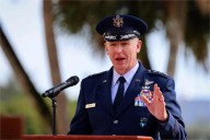 Asume nuevo jefe de Comando Sur de EEUU para América Latina y el Caribe