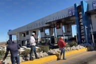 Venden agricultores 25 toneladas de frijol durante manifestación