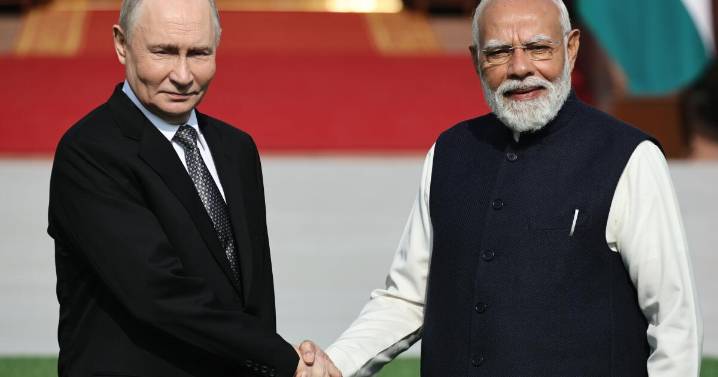 Putin and Modi hold talks and announce expansion of Russia