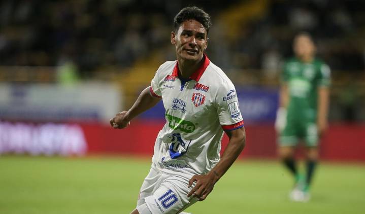 El inesperado equipo que hará oferta por Jannenson Sarmiento