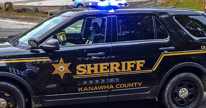 Child dies, others injured in 2-vehicle crash shutting down Lens Creek Road