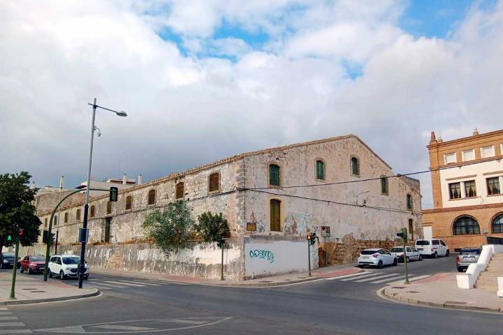 El plan de primar la construcción de VPO en solares ruinosos sufre su primer revés