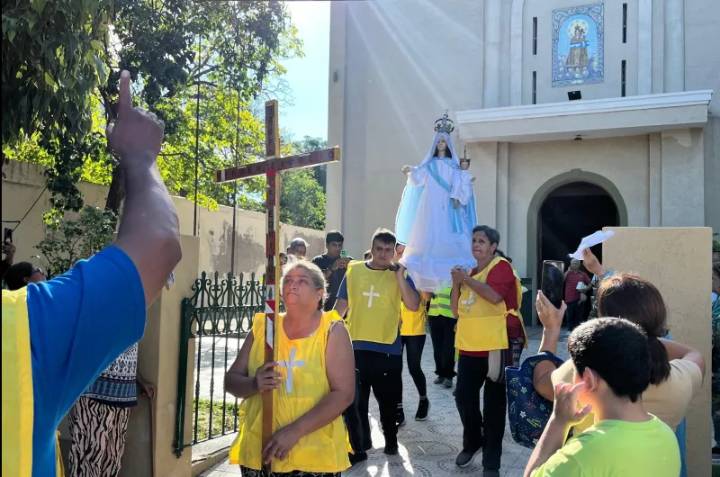 Loreto vivió con fe su peregrinación con la Virgen a Villa Vieja