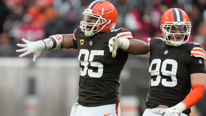 Cleveland Browns' Myles Garrett needs 4 sacks for the NFL single-season record. Could it happen vs. Tennessee Titans?