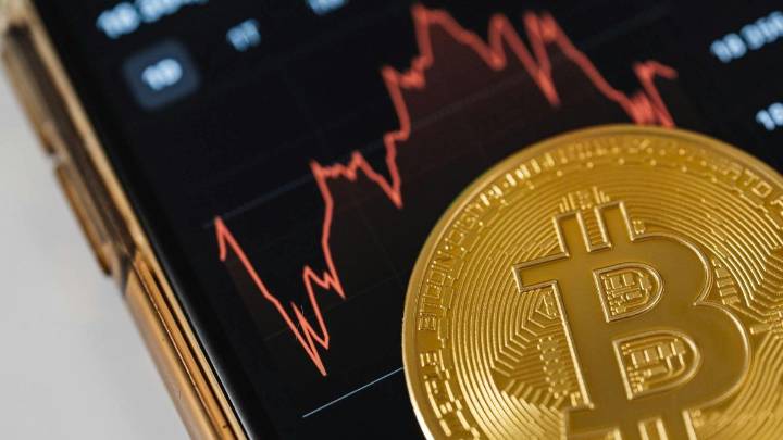 Bitcoin revierte perdidas y se acerca a u$s92.500, tras el recorte de tasas de la Fed