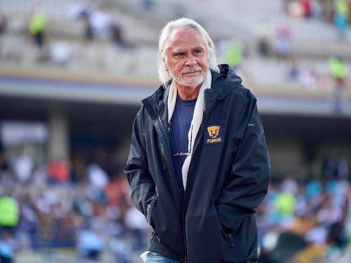 Pumas despide a Miguel Mejía Barón y Eduardo Saracho tras otra eliminación