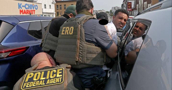 California unveils online portal to report allegations of misconduct by federal agents