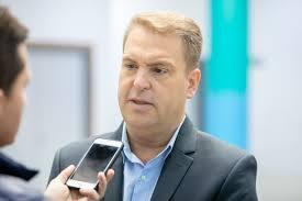 “El lunes se tiene que sesionar como sea”