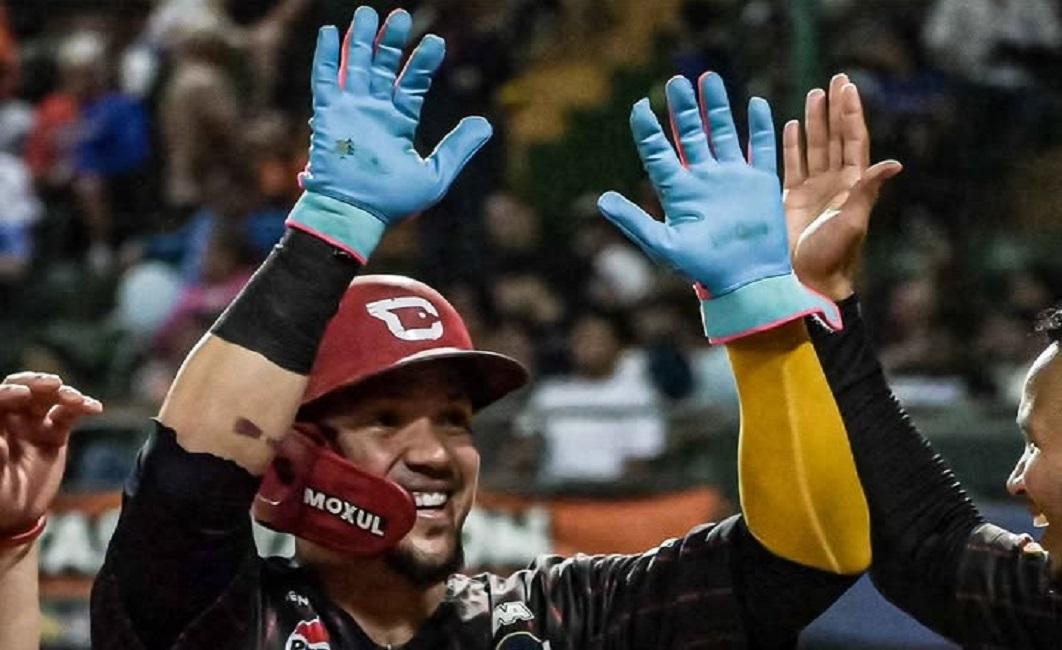 Ildemaro Vargas sacó dos jonrones en triunfo de Cardenales ante Caribes (ver tabla de posiciones)