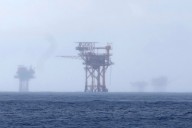 First of 30 oil lease sales planned for Gulf of Mexico draws $300 million from companies