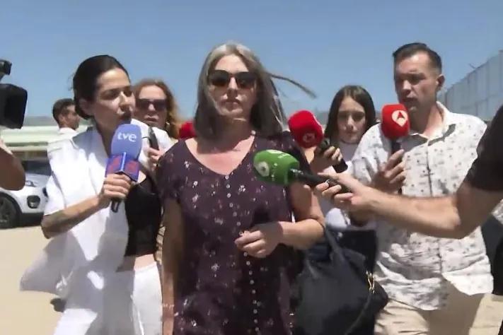 El PP cita en el Senado a Paqui Muñoz, la mujer de Cerdán, a la que conocían "todas las vendedoras de El Corte Inglés"