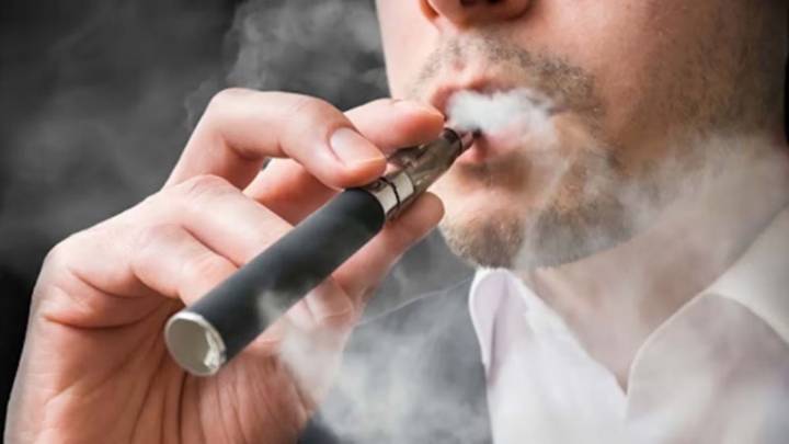 Senado aprueba prohibición total de vapeadores y cigarrillos electrónicos