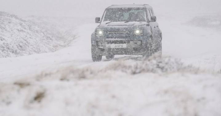 UK snow maps show 60 hour blizzards hitting 16 counties in days - full list