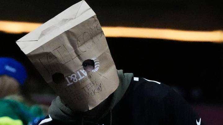 Another miserable season in the A-T-L as Falcons lock up eighth straight losing record