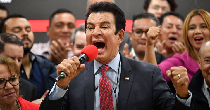 Nasralla toma leve ventaja al reanudarse el conteo de votos en Honduras y adelanta a Asfura, el candidato de Trump