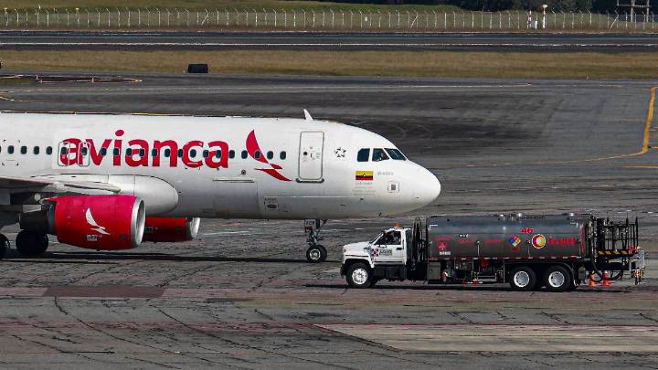 Acciones de Airbus se desvalorizan tras fallo de software en aviones A320