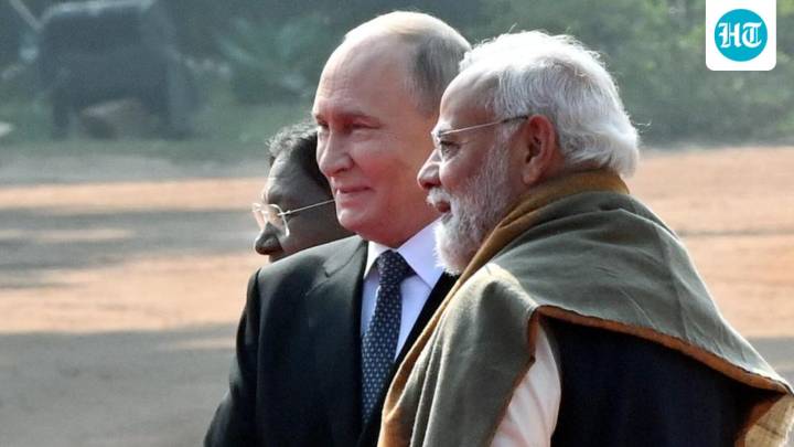 Modi, Putin discuss second nuclear power plant in India with Russian reactors
