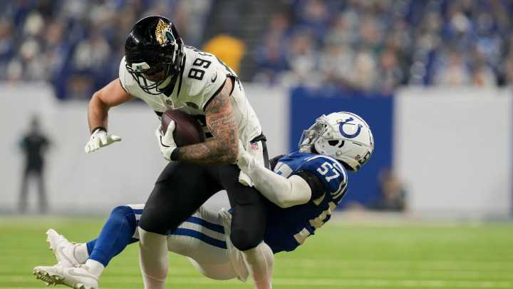 Jaylon Carlies injury update: Colts linebacker has activated vs Jaguars