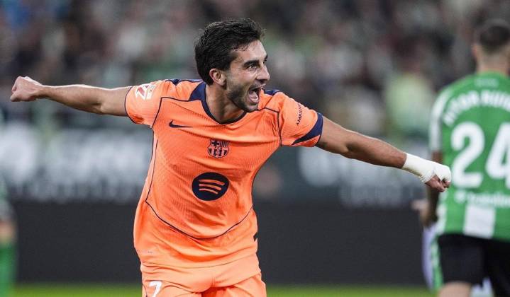 Barcelona vence a Betis con hat trick de Ferran Torres