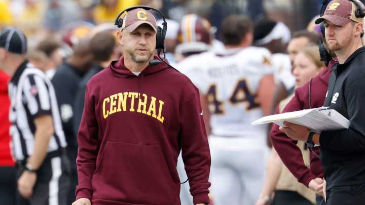 CMU coming to Ford Field for GameAbove Sports Bowl vs Northwestern