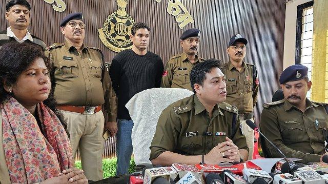 MP News: Social Media Blackmail Racket Busted In Neemuch