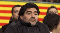 Subastaron una icónica camiseta de Diego Maradona y rompió un récord impresionante