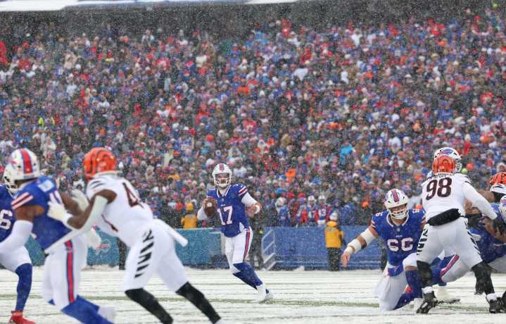 DraftKings Promo Code: Claim $200 Bonus For Sunday NFL Week 15