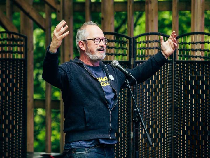 Comedian Robin Ince resigns as presenter of BBC’s The Infinite Monkey Cage