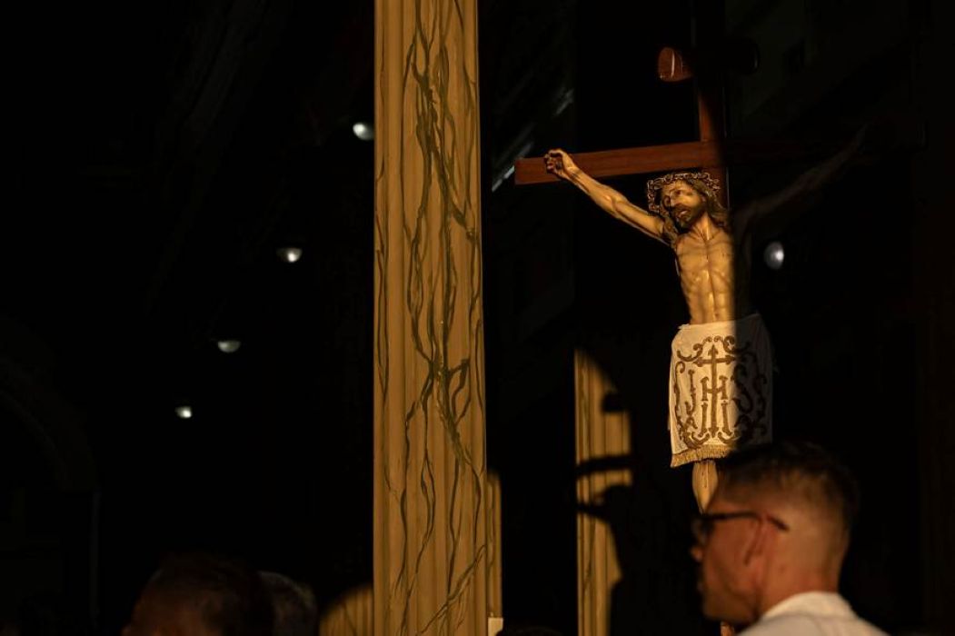 La silenciosa rebelión de América Latina contra las iglesias mientras se aferra a la fe