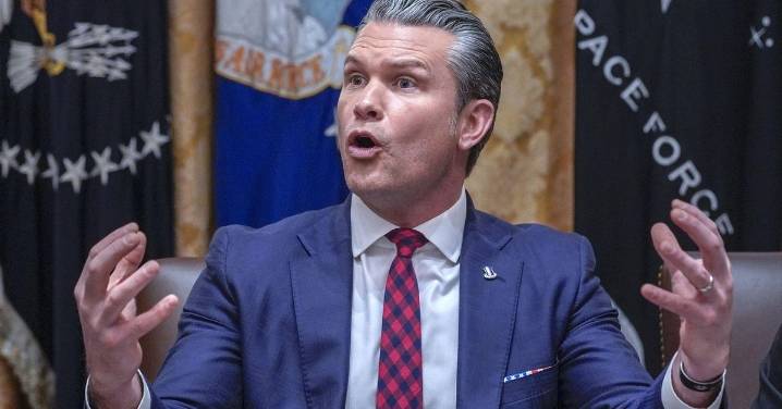 EEUU hunde una presunta narcolancha en el Pacífico y mata a cuatro personas