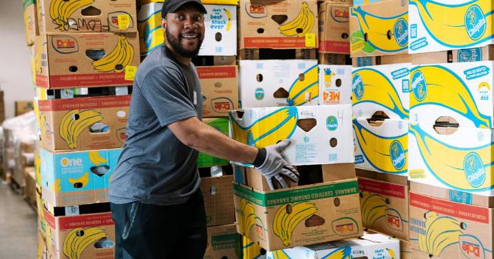 SYC 2025: Volunteers and staff find joy by giving back to Chattanooga Area Food Bank