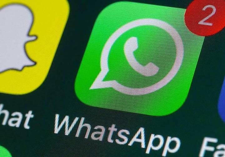 Una madre detecta que una profesora había compartido una foto de su hija menor en ropa interior