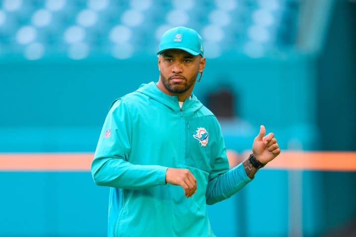 Dolphins Q&A: Tua's poor play; Anthony Weaver HC prospects?