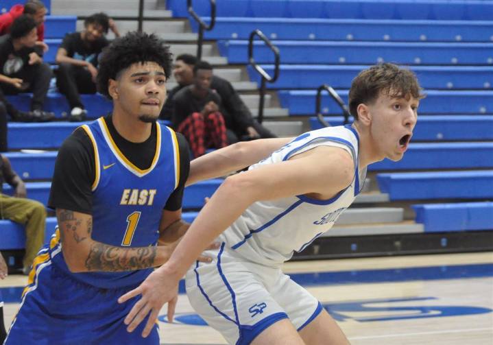 High school boys basketball notebook: South Park's 6-foot-8 Luke Scarff leaps to the top of school's career scoring list