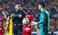 Polémica arbitral del Gato Ortiz protagoniza la Final de la Liga MX de entre Tigres y Toluca