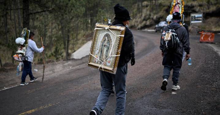 Pilgrims flock to Mexico City basilica to celebrate the Virgin of Guadalupe