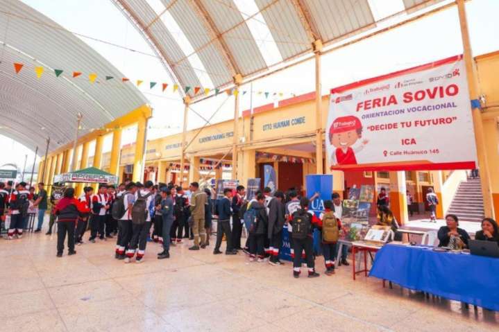 Perú: más de 137,000 jóvenes descubren su vocación gracias al MTPE