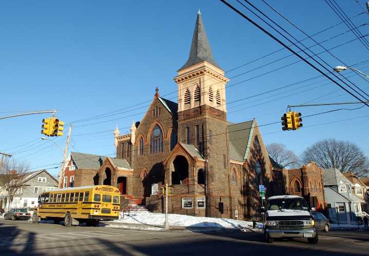 ICE presence near Staten Island food pantries: What community leaders are doing